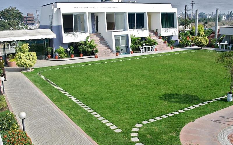 Lch Fitness Hotell Indore Eksteriør bilde